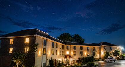 Chateau Royale Inn