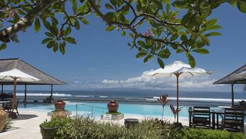 2 outdoor pools, open 7:30 AM to 9:00 PM, free cabanas, pool umbrellas