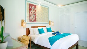 Standard Room | Minibar, in-room safe, desk, blackout curtains - Lotus Bungalows (Manggis)