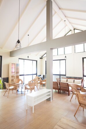 Borne des arrivées/des départs