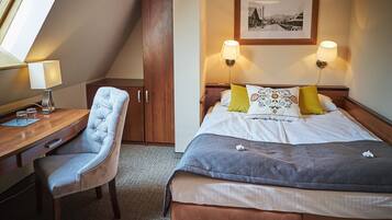 Economy Double Room | Premium bedding, down duvets, in-room safe, desk