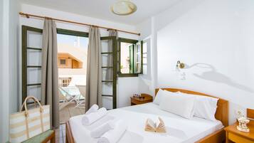 Klassieke maisonnette, 1 slaapkamer | 1 slaapkamer, een kluis op de kamer, verduisterende gordijnen