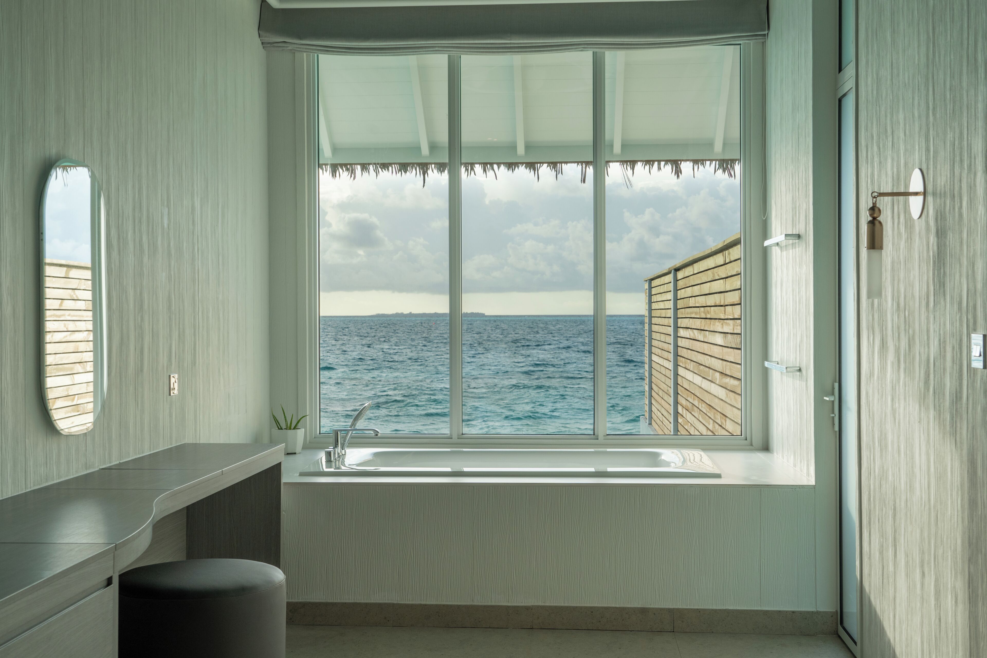 Photo - Sun Siyam Vilu Reef – 24 Hours All-Inclusive Dine-Around with Free Transfers