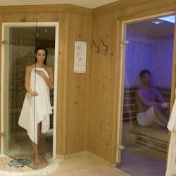 Massages des tissus profonds, massages sportifs, gommages corporels