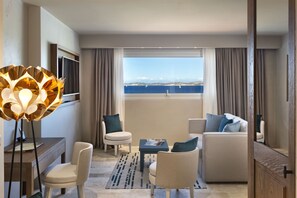 Luxury Suite, Sea View | Bar mini, peti besi dalam bilik, Wi-fi percuma, cadar katil 