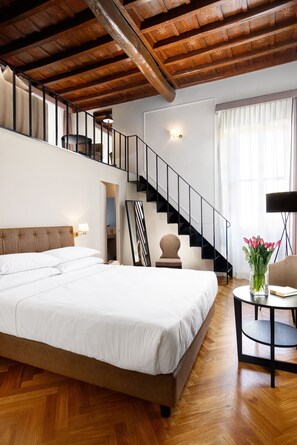 Suite (2 Adults + 2 Children) | Ropa de cama hipoalergénica, edredones de plumas, minibar y caja fuerte