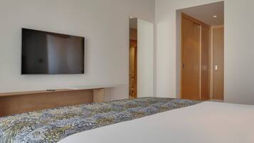 In-room safe, desk, blackout curtains, soundproofing