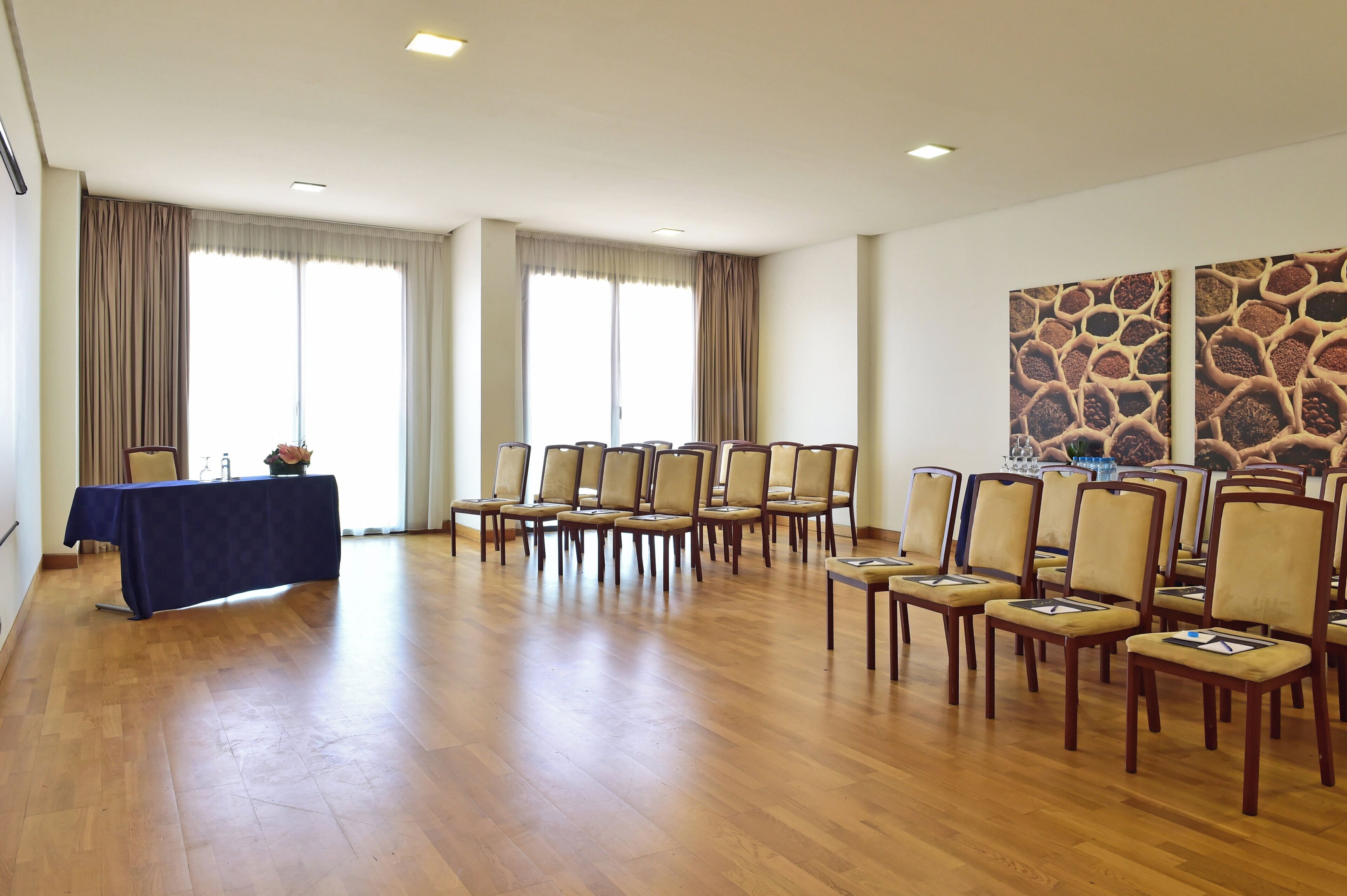 Meeting facility
