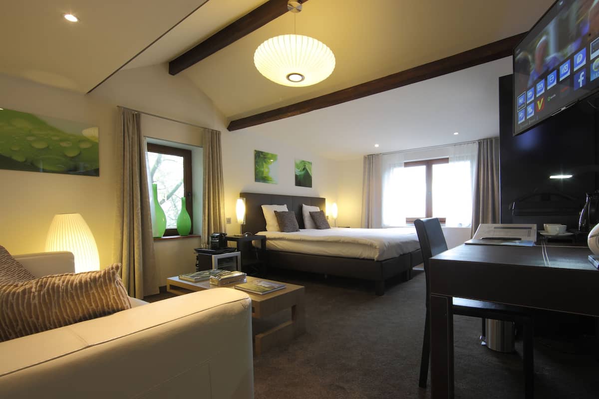 Junior Suite, Valley View | Cadar kapas Mesir, peralatan tempat tidur premium, bar mini