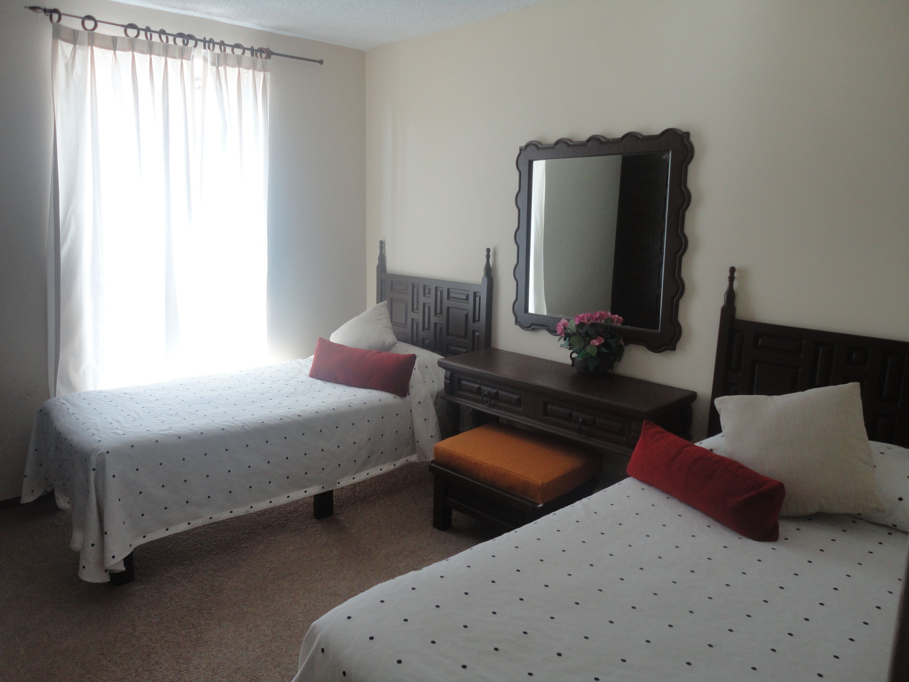 Escritorio y wifi gratis 