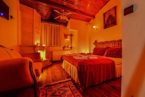 Individually decorated, cots/infant beds, rollaway beds, free WiFi - El Rio Motel (Sile)