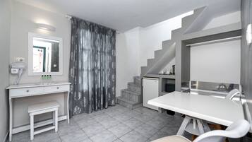 Habitación Deluxe con 1 cama doble o 2 individuales | Sábanas italianas Frette y ropa de cama de alta calidad