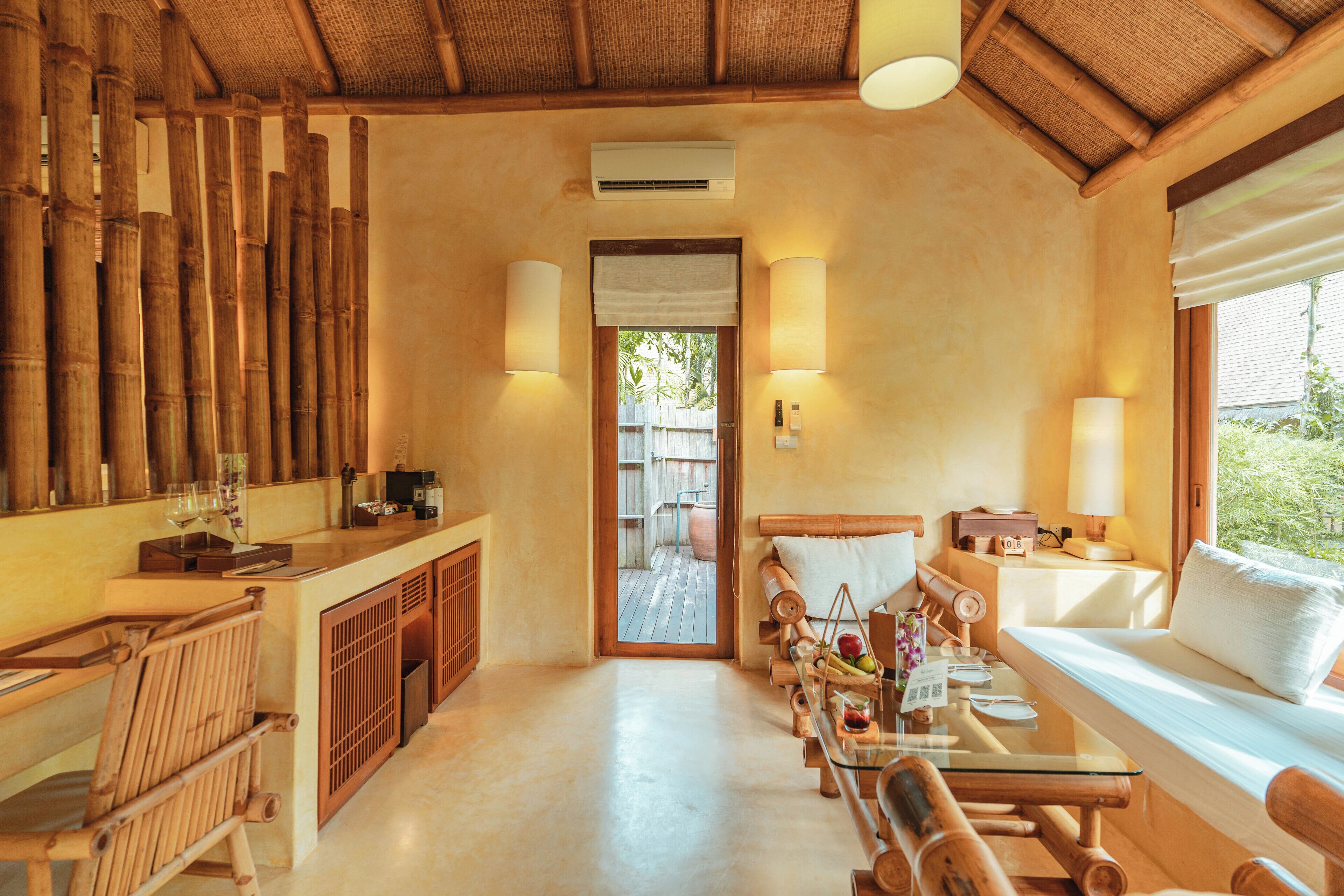 grand pool villa | premium bedding, in-room safe, desk, laptop workspace