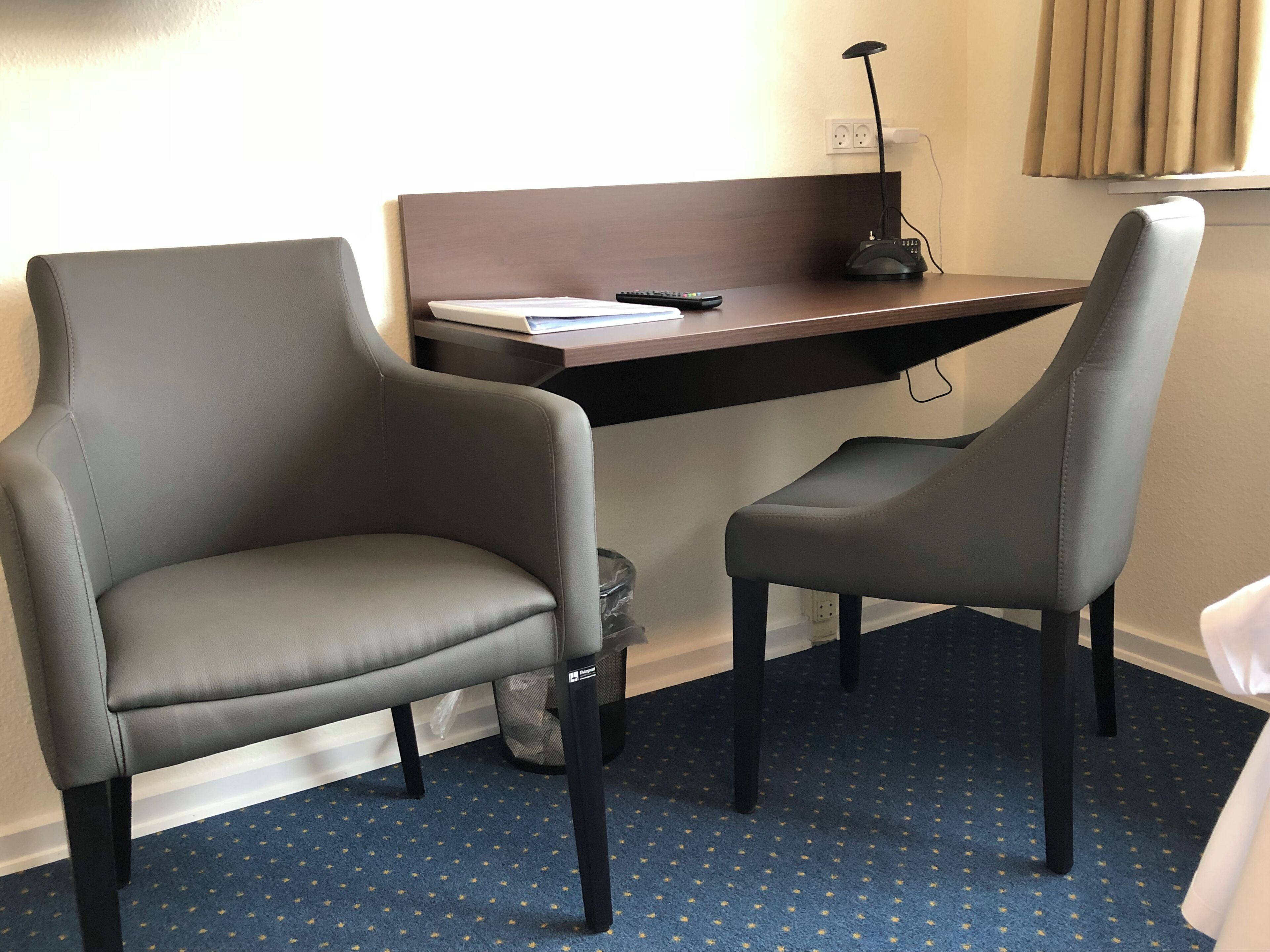 1 bedroom, desk, laptop workspace, free wifi