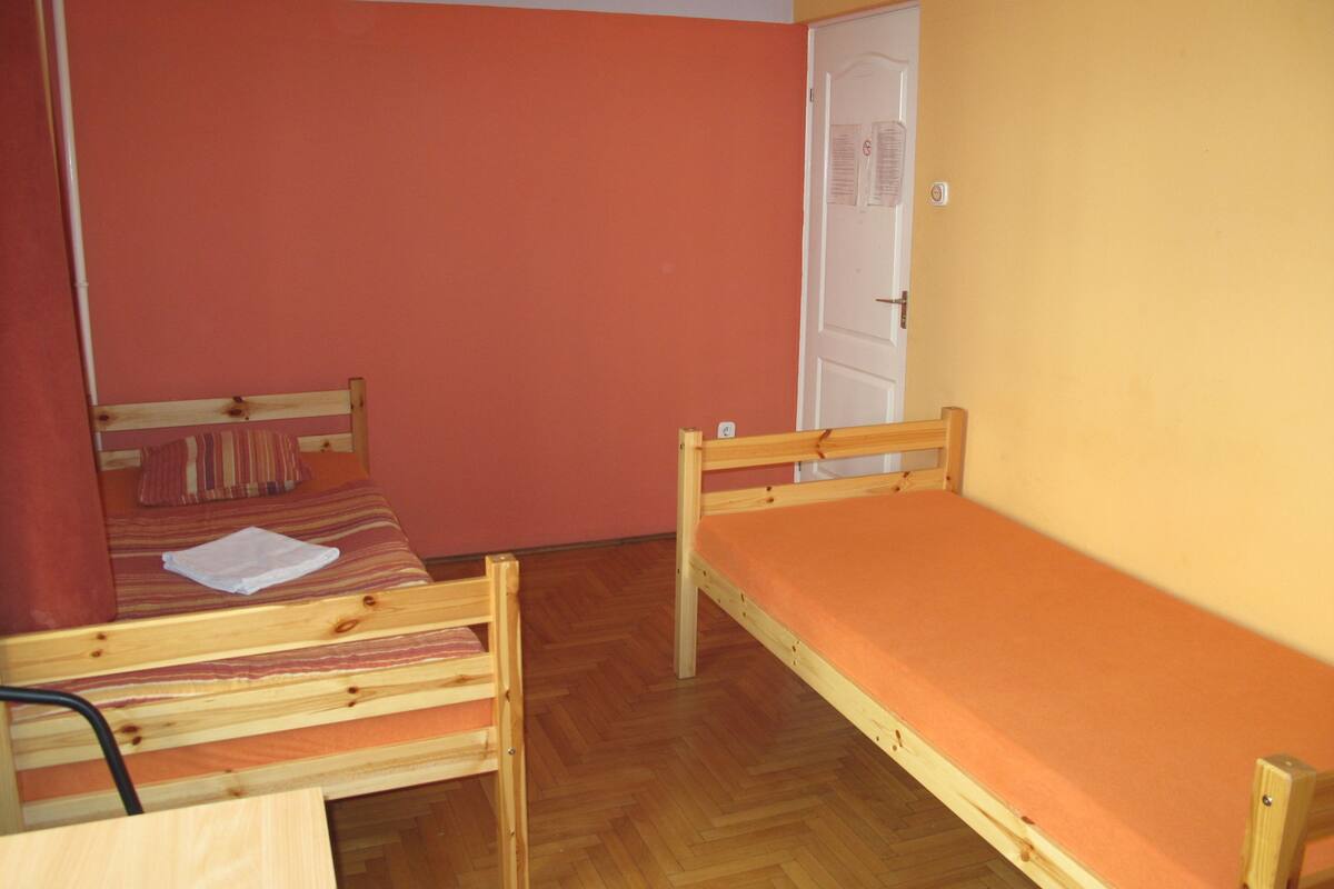 Twin Room | WiFi (free)