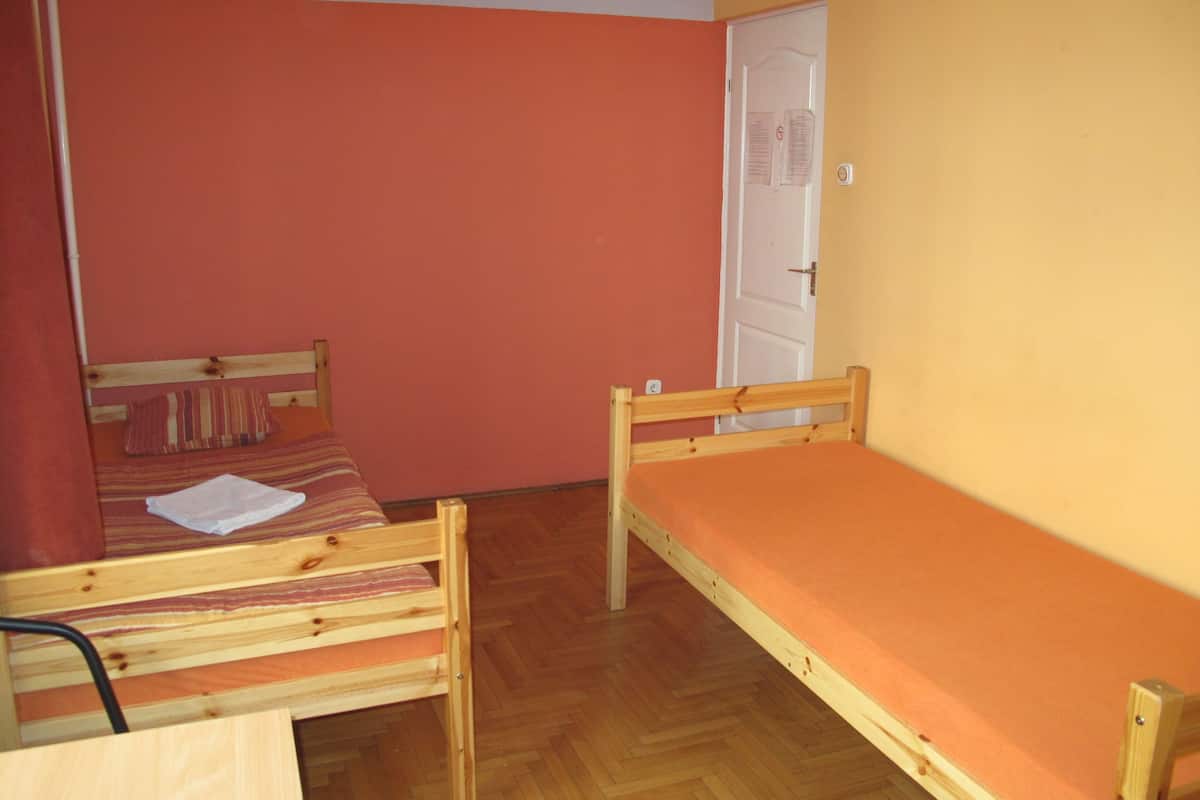 Twin Room | Free WiFi