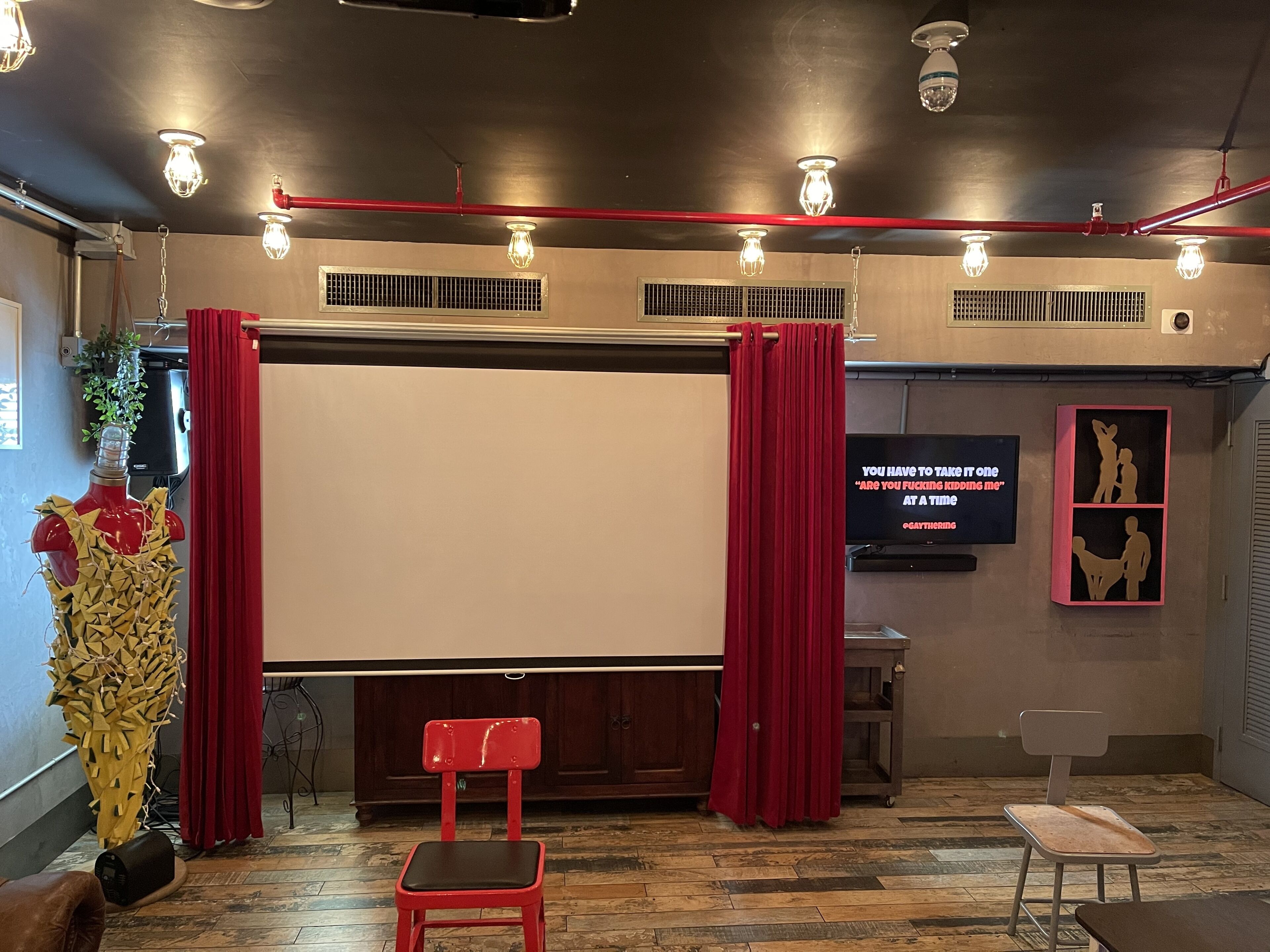 Photo - Hotel Gaythering - Gay Hotel - All Adults Welcome