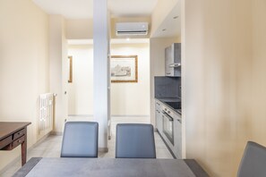 Luxury Apartment 3 bedrooms | Private kitchen | Fridge, electric kettle - White Vatican (Rome)
