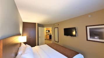 Bureau, rideaux occultants, chambres insonorisées