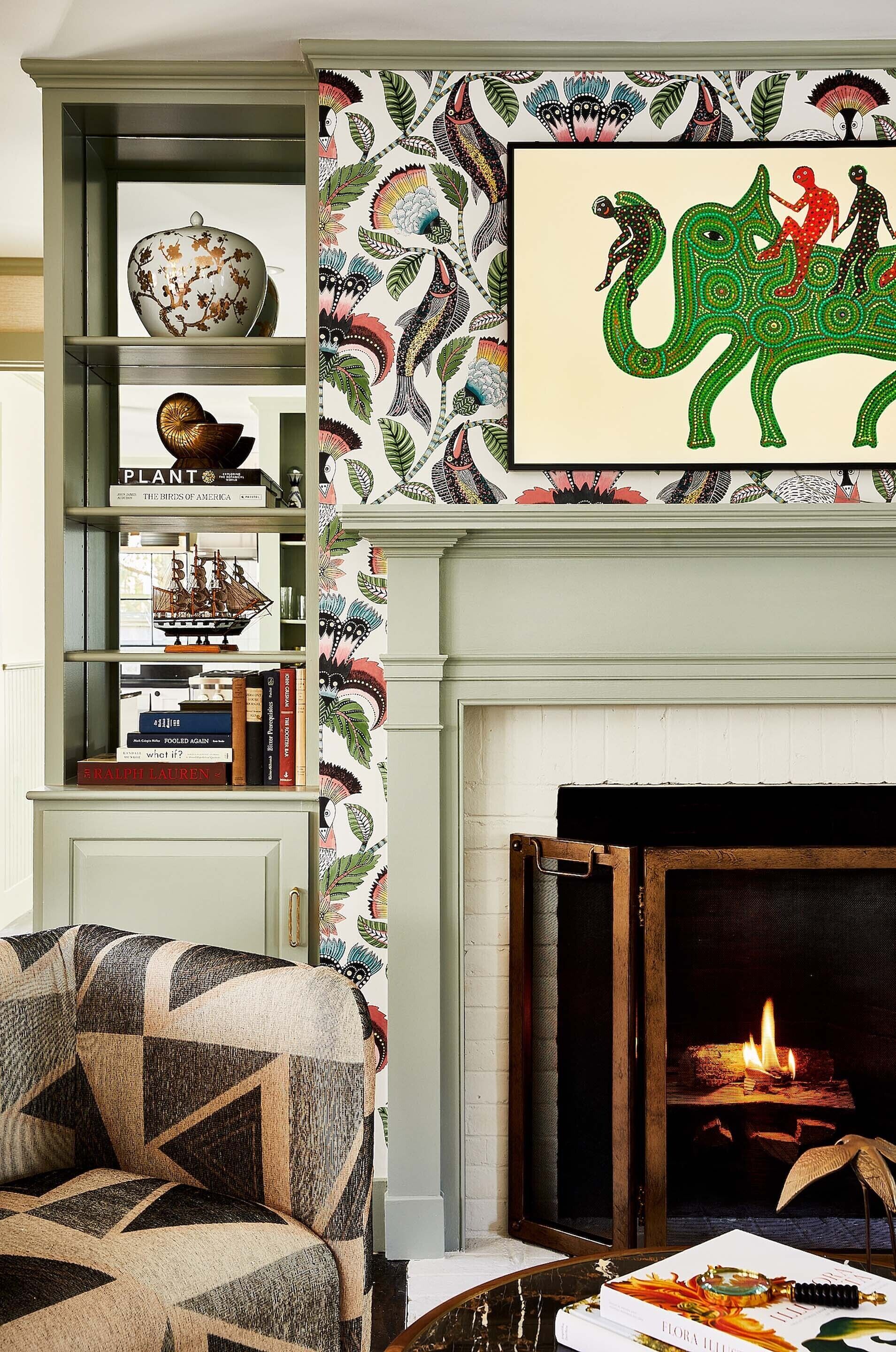 federal suite | living area | 35-inch tv with cable channels