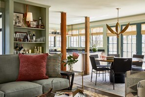 Federal Suite | Living area | 35-inch TV with cable channels - Faraway Nantucket (Nantucket)