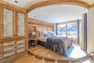 Ropa de cama de alta calidad y minibar 