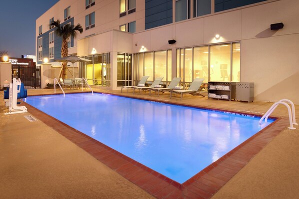 Outdoor pool - Springhill Suites Houston I-45 North (Houston)