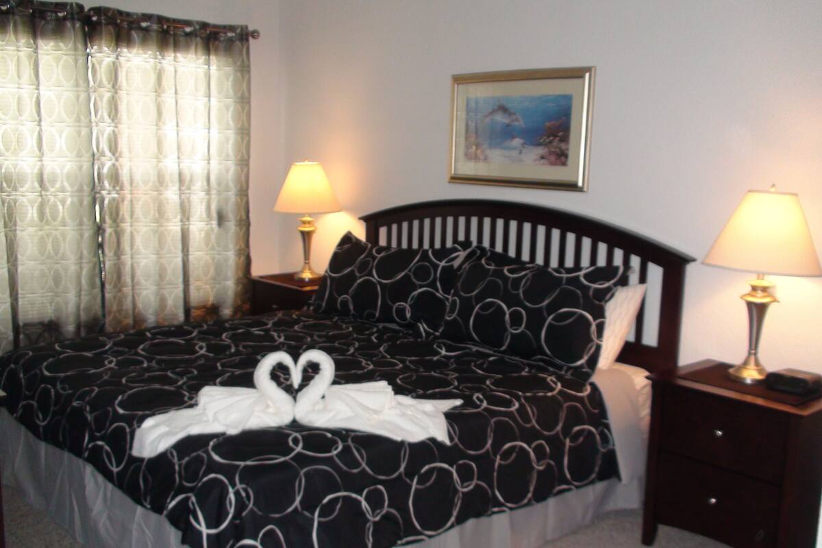 Villa, 4 Bedrooms | 1 bedroom, iron/ironing board, WiFi (free), individually decorated