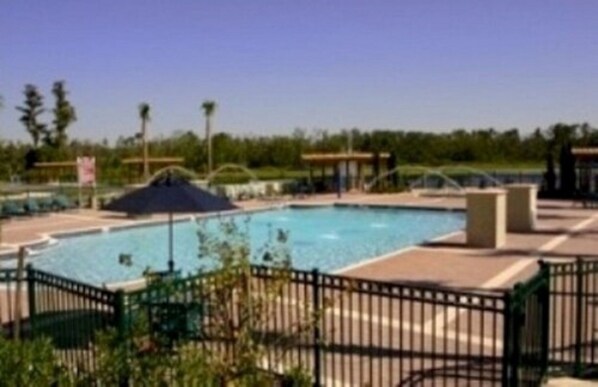 Alberca al aire libre 