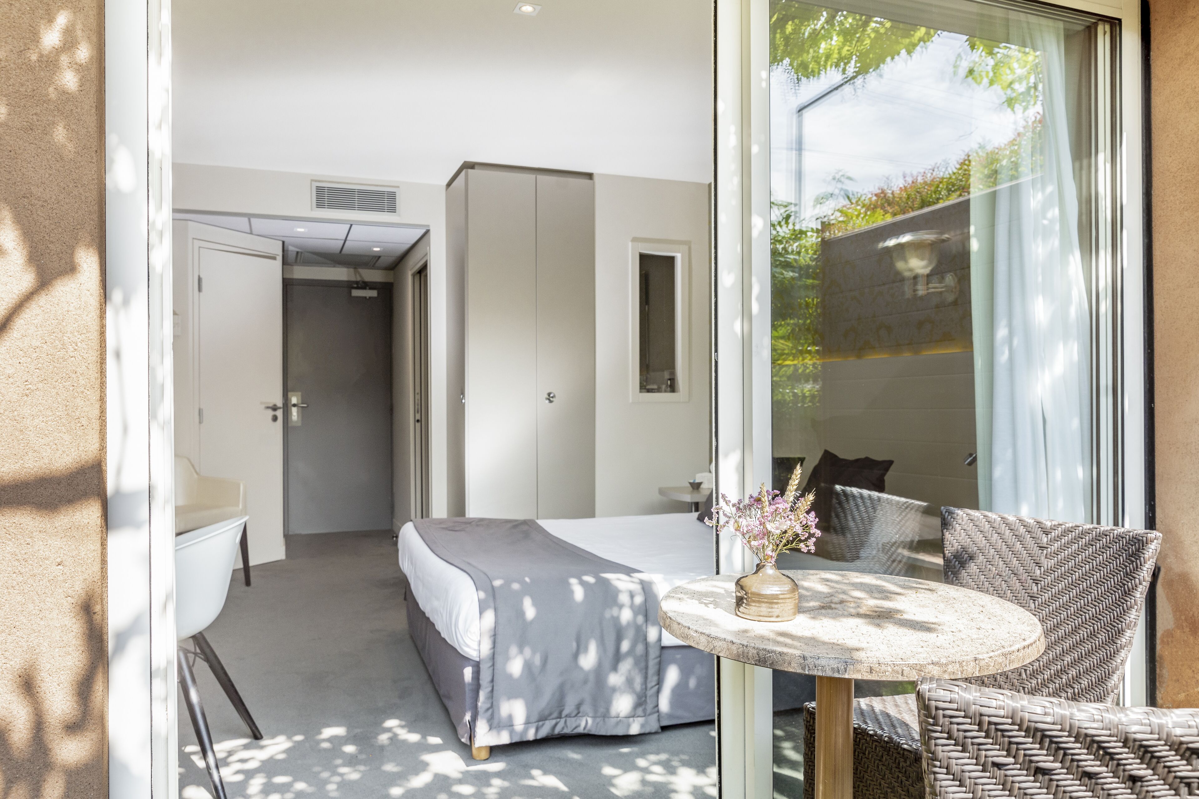 Herbergi með tvíbreiðu rúmi - verönd | Rúmföt úr egypskri bómull, rúmföt af bestu gerð