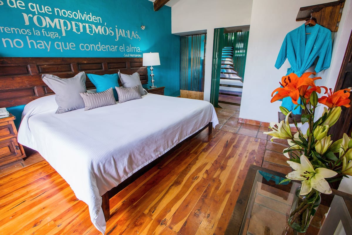 Owner Suite | Bar mini, seterika/papan seterika, Wi-fi percuma, cadar katil