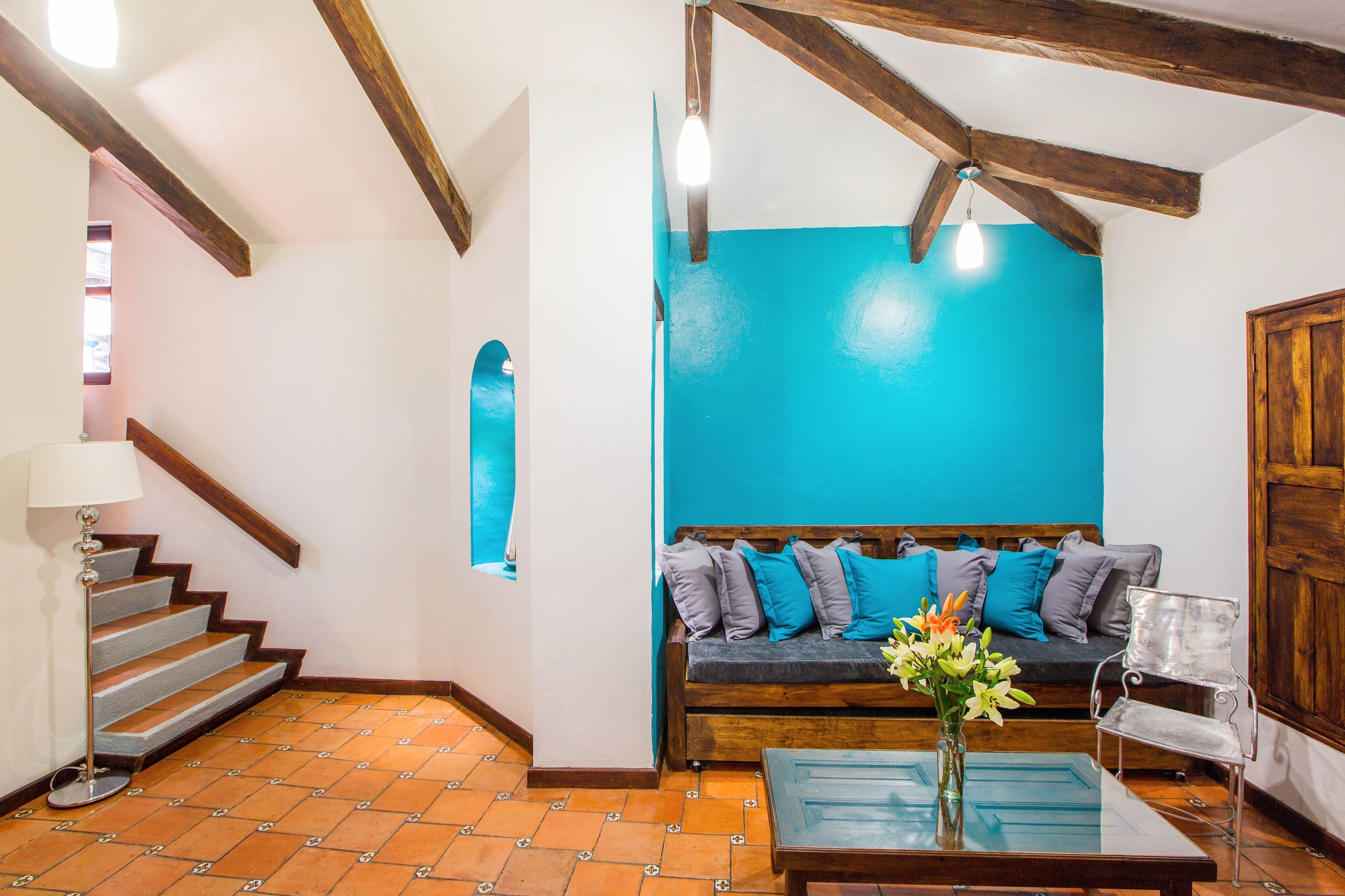 owner suite | living room | 40-inch flat-screen tv with digital channels, tv