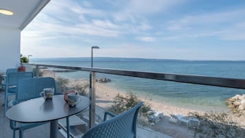 Panoramic Apartment, 1 King Bed with Sofa bed, 2 Bathrooms, Sea View | Balcony