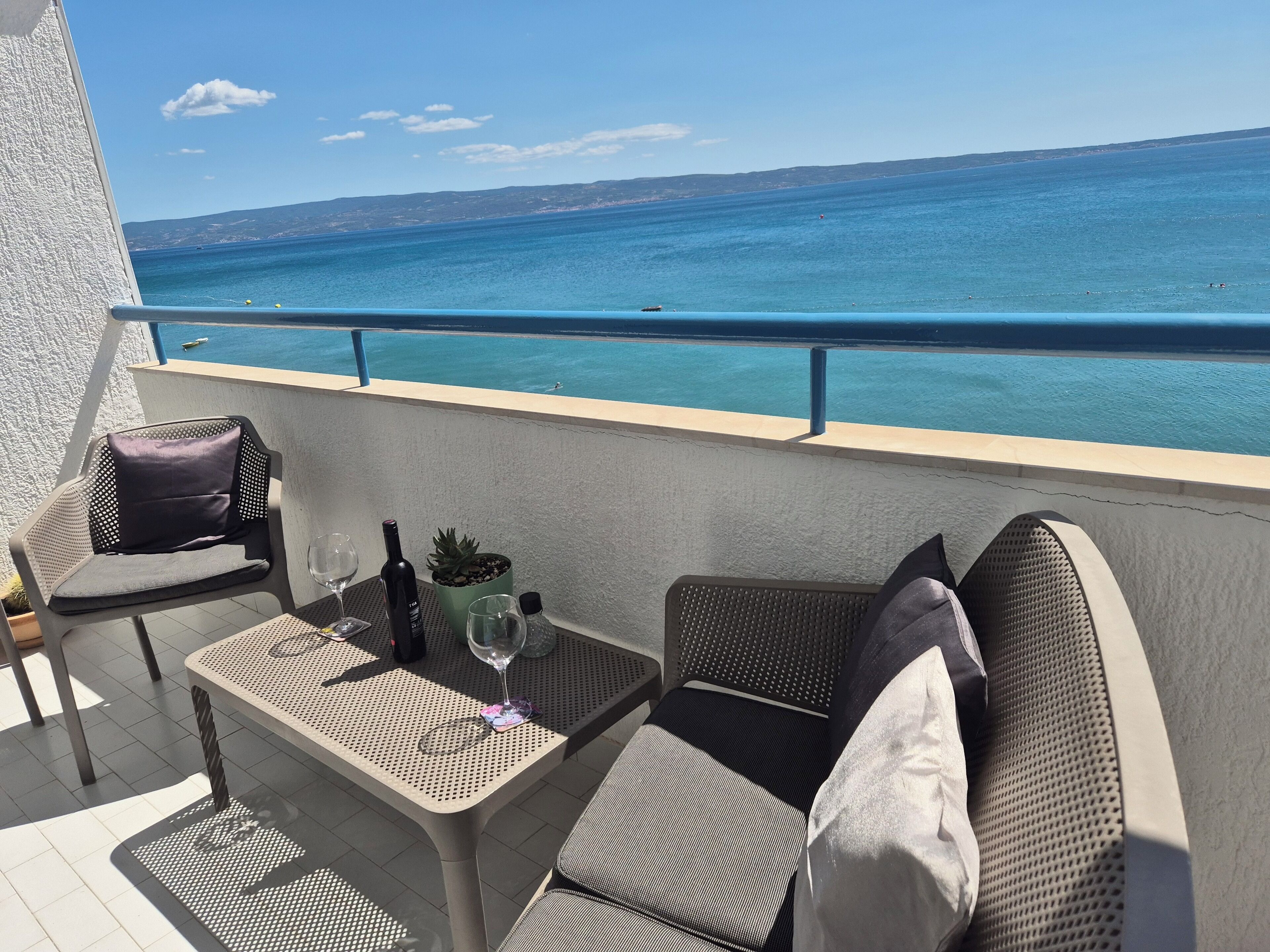 Panoramic Studio Suite, Terrace, Sea View | Teres/patio