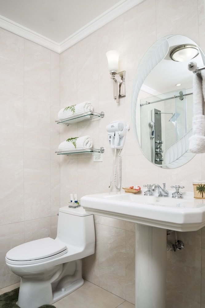 Polkerris Bed and Breakfast by null