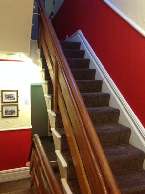 Hallway - Lindisfarne Holiday Flats (Blackpool)