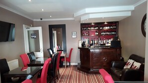 Bar (on property) - Manchester House Hotel (Blackpool)