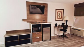 In-room safe, individually decorated, individually furnished, desk - Best Western Hopkinsville KY - Brand New Rooms (Hopkinsville)