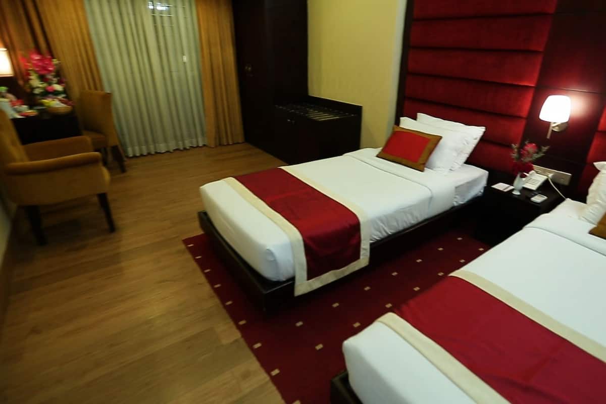 Down comforters, Select Comfort beds, minibar, in-room safe