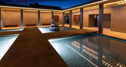 Uvence Arte + Hotel