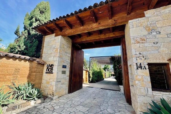 Fachada de la propiedad