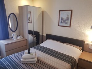 Double Room, Ensuite - Grange House Hotel (Blackpool)