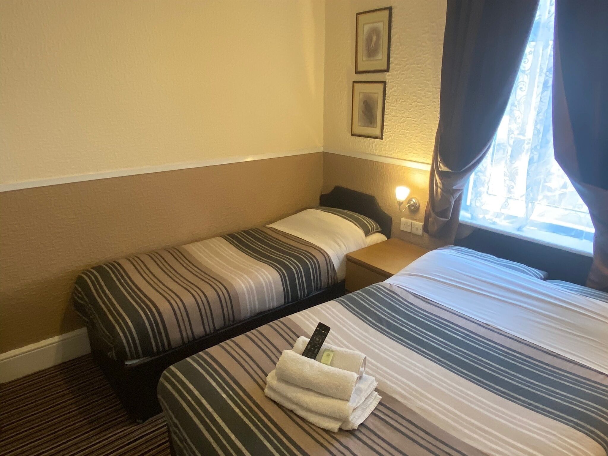 Triple Room, Ensuite