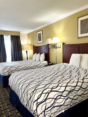 Chambre Simple, 2 grands lits