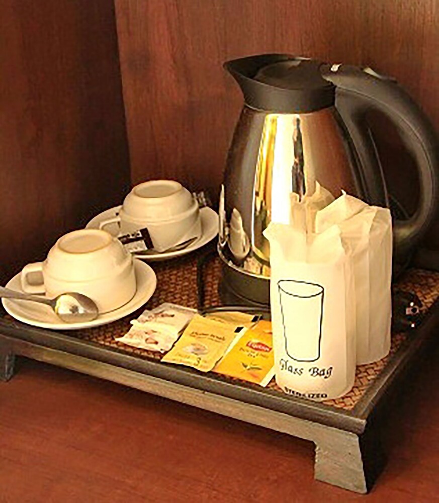 Baan Ratchiangsaen by null