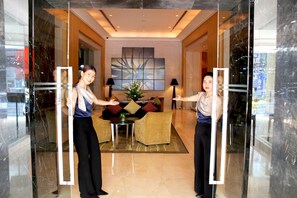 Reception - The Duchess Hotel (Bangkok)