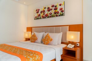 In-room safe, iron/ironing board, rollaway beds, free WiFi - The Sun Hotel & Spa Legian, Bali (Legian)