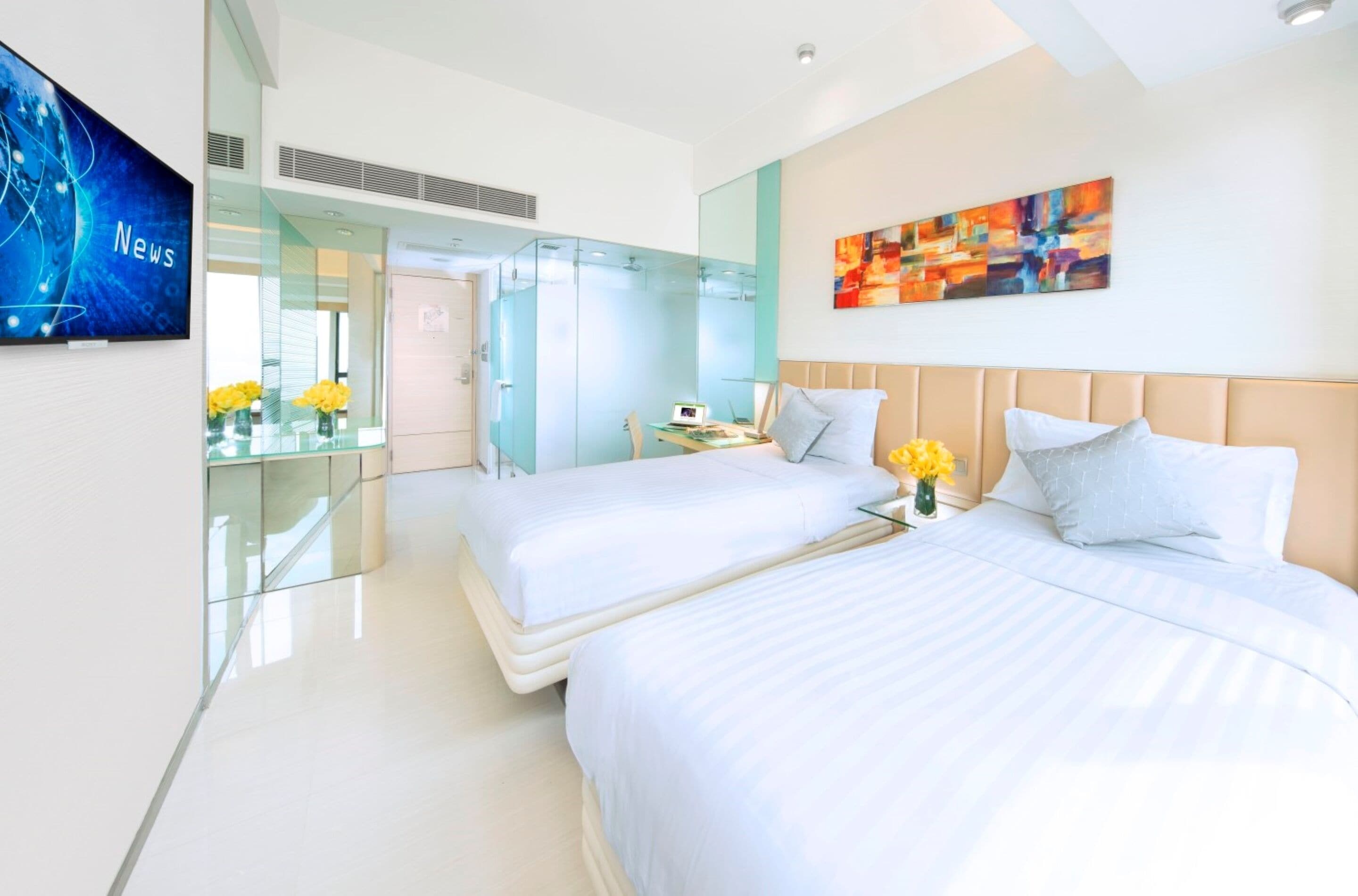 iplus | pillow-top beds, in-room safe, desk, blackout curtains