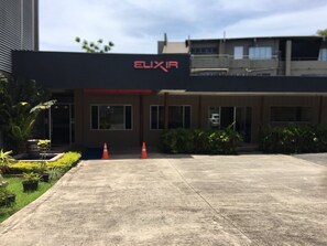 Exterior - Elixir Hotel and Serviced Apartments (Suva)