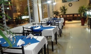Restaurant - Elixir Hotel and Serviced Apartments (Suva)